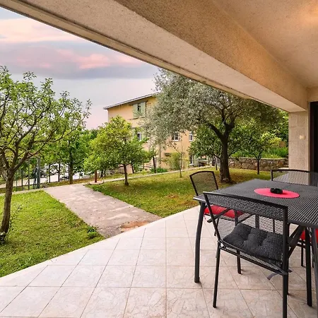 Appartamento With A Parking Space Lovran, Opatija - 7869 *