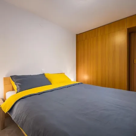 Apartment With A Parking Space Lovran, Opatija - 7869 Lovran
