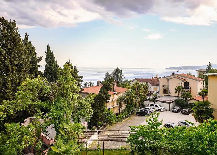 Apartament With A Parking Space Lovran, Opatija - 7869 Lovran