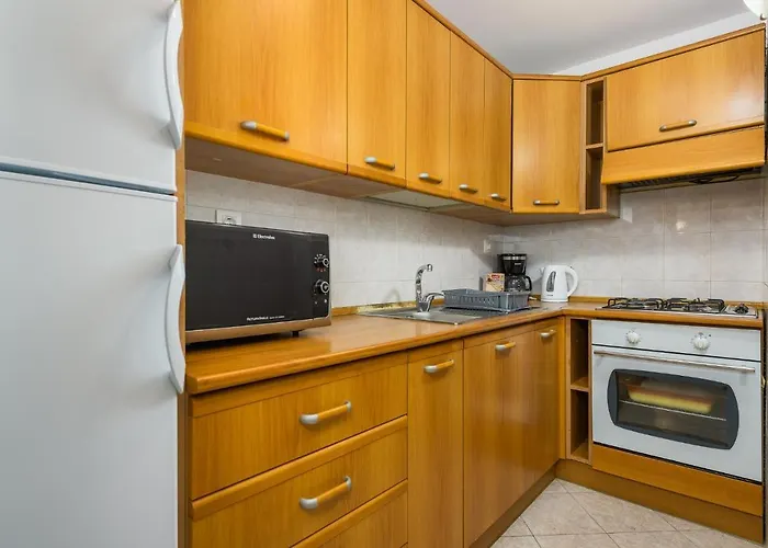With A Parking Space Lovran, Opatija - 7869 Apartament Lovran